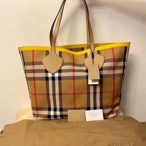 Large Burberry Giant Check-Print Tote (BRAND NEW!)